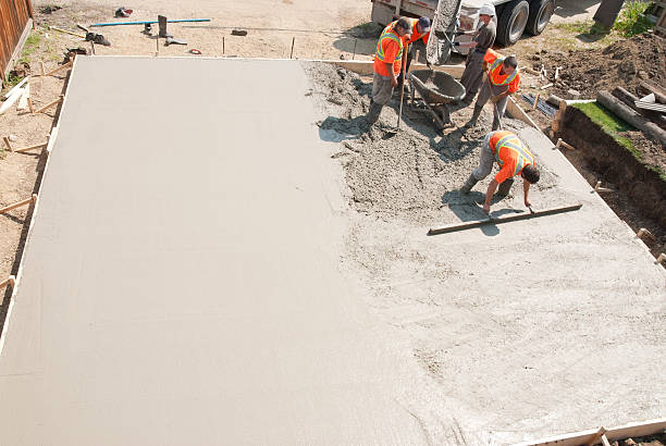 Best Concrete Leveling Services  in Frontenac, MO